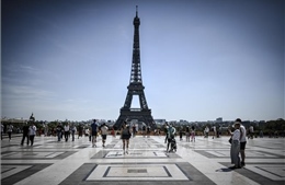 Pháp công bố kế hoạch mở cửa trở lại Tháp Eiffel