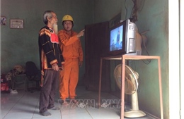 Nâng cao ý thức sử dụng điện an toàn, tiết kiệm ở vùng dân tộc thiểu số