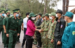 Phó Chủ tịch nước Võ Thị Ánh Xuân thăm lực lượng chống dịch COVID-19 ở biên giới Tây Nam