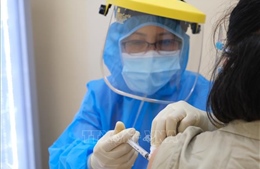 Chủ quan là 'tiếp tay' cho dịch bệnh lây lan