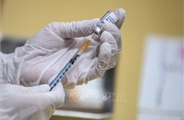 Nhật Bản cân nhắc cho phép tiêm kết hợp các vaccine