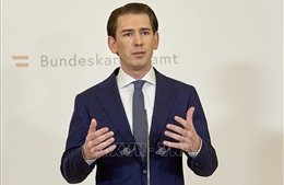 Thủ tướng Áo thông báo quyết định từ chức