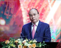 Chủ tịch nước Nguyễn Xuân Phúc dự Lễ trao Giải Báo chí Quốc gia lần thứ XV, năm 2020