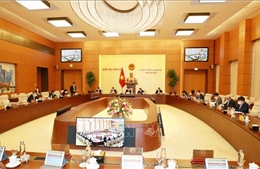 Ngày 21/12, tiếp tục Phiên họp thứ 6 của Ủy ban Thường vụ Quốc hội