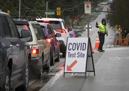 Canada ghi nhận ngày có ca nhiễm mới COVID-19 cao kỷ lục, nhiều nhân viên của Thủ tướng J.Trudeau mắc bệnh