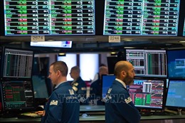 Thị trường chứng khoán Mỹ tràn sắc xanh