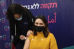 Israel thử nghiệm tiêm mũi 4 phòng COVID-19 bằng vaccine trộn lẫn