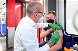 Đức triển khai tiêm vaccine ngừa COVID-19 tại các hiệu thuốc