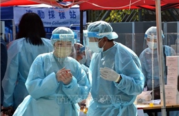 Hong Kong (Trung Quốc) siết chặt quy định phòng chống dịch COVID-19