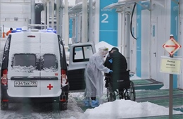 Số ca mắc COVID-19 tại Nga lại tăng lên mức kỷ lục mới