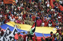 Tuần hành lớn ủng hộ chính phủ tại Venezuela