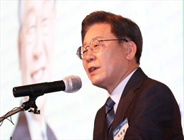 Các ứng cử viên Tổng thống Hàn Quốc nỗ lực giành thêm sự ủng hộ của cử tri