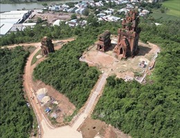 Dự án xây dựng, tu bổ di tích Tháp Bánh Ít: Tạm dừng công việc liên quan đến sân trên các tháp