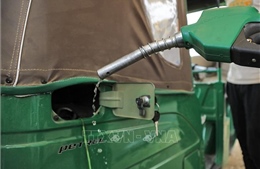 Giá dầu thế giới tăng hơn 3% trong phiên 4/4