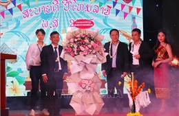 Lưu học sinh Lào háo hức đón Tết cổ truyền Bunpimay trên đất Cố đô Huế