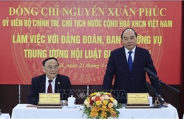 Chủ tịch nước Nguyễn Xuân Phúc làm việc với Trung ương Hội Luật gia Việt Nam
