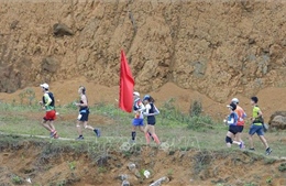 Lần đầu tổ chức Giải chạy marathon khám phá con đường đá cổ PaVi ở Lai Châu