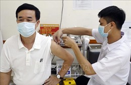 Hà Nội tiếp tục đẩy nhanh tiến độ tiêm vaccine phòng COVID-19 cho người dân