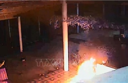 Bắt khẩn cấp 3 đối tượng ném xăng vào nhà dân gây cháy nổ tại Bình Định