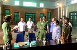Bắc Ninh: Khởi tố, bắt tạm giam hai cán bộ thôn 