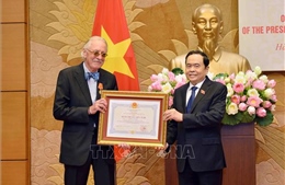 Trao tặng Huân chương Hữu nghị cho nguyên Tổng Thư ký IPU