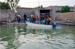 Pakistan giữa thảm hoạ lũ lụt: Dự trữ ngoại tệ chỉ đủ nhập khẩu hàng hoá trong 1 tháng