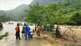 Nhiều tuyến đường giao thông, thôn, bản tại Quảng Bình bị ngập và chia cắt