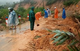 Mưa lớn gây sạt lở nhiều nơi ở Nam Trà My, Quảng Nam