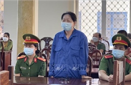 Hoãn phiên tòa xét xử trùm buôn lậu Nguyễn Thị Kim Hạnh
