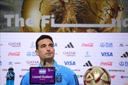 WORLD CUP 2022: HLV tuyển Argentina chờ đợi Messi quyết định tương lai