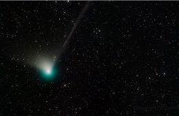 Phát hiện sao chổi trở lại &#39;ghé thăm&#39; Trái Đất sau 50.000 năm, có thể ngắm bằng mắt thường