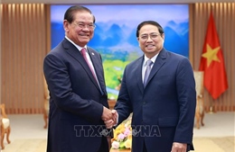 Thủ tướng Phạm Minh Chính tiếp Phó Thủ tướng, Bộ trưởng Bộ Nội vụ Campuchia