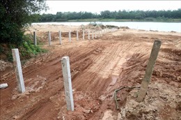 Giải quyết dứt điểm tình trạng tập kết cát sỏi trái phép ở Quảng Trị
