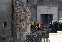 Nỗ lực tìm kiếm người còn sống sót trong vụ sập nhà tại Marseille