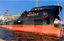Tàu chở dầu Singapore thoát nạn sau khi bị cướp biển tấn công
