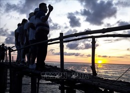 Lượng khách du lịch đến Cà Mau tăng cao trong dịp nghỉ lễ