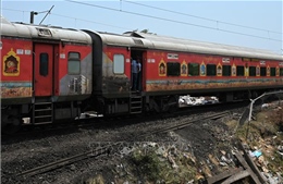Vụ tai nạn đường sắt tại Ấn Độ: Một hãng tàu hỏa liên quan được phép hoạt động trở lại