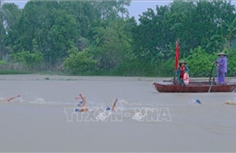 Một nam sinh tử vong khi tham gia Hội bơi vượt sông truyền thống Bạch Đằng