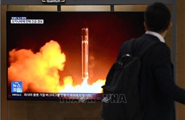Hàn Quốc: Triều Tiên phóng tên lửa đạn đạo không xác định