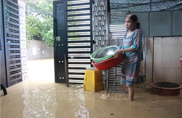 Nhiều khu dân cư tại Khánh Hòa ngập sâu trong đêm