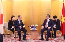 Thủ tướng Phạm Minh Chính tiếp cựu Thủ tướng Nhật Bản Suga Yoshihide và Thủ tướng Singapore Lý Hiển Long