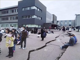 Động đất tại Nhật Bản: Hàng chục nghìn người sơ tán khẩn cấp 