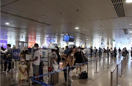 Chậm chuyến giảm, sân bay Tân Sơn Nhất bớt áp lực
