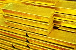 Giá vàng thế giới giảm xuống mức thấp nhất hơn một tuần