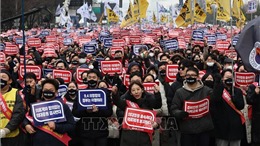 Bộ trưởng Giáo dục Hàn Quốc kêu gọi sinh viên y khoa sớm quay trở lại trường học