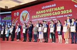 529 doanh nghiệp được trao Chứng nhận hàng Việt Nam chất lượng cao do người tiêu dùng bình chọn