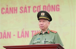 Bộ trưởng Tô Lâm dự tổng duyệt diễu binh lễ kỷ niệm 50 năm Ngày truyền thống lực lượng Cảnh sát cơ động