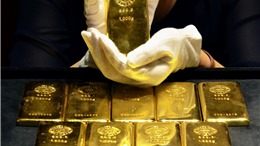 Giá vàng thế giới tiếp tục chạm mức kỷ lục