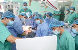Thủ tướng gửi thư khen tập thể y bác sĩ điều phối, ghép tạng cứu sống 7 người