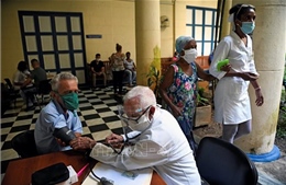 Mexico tuyển dụng thêm 2.700 chuyên gia y tế Cuba